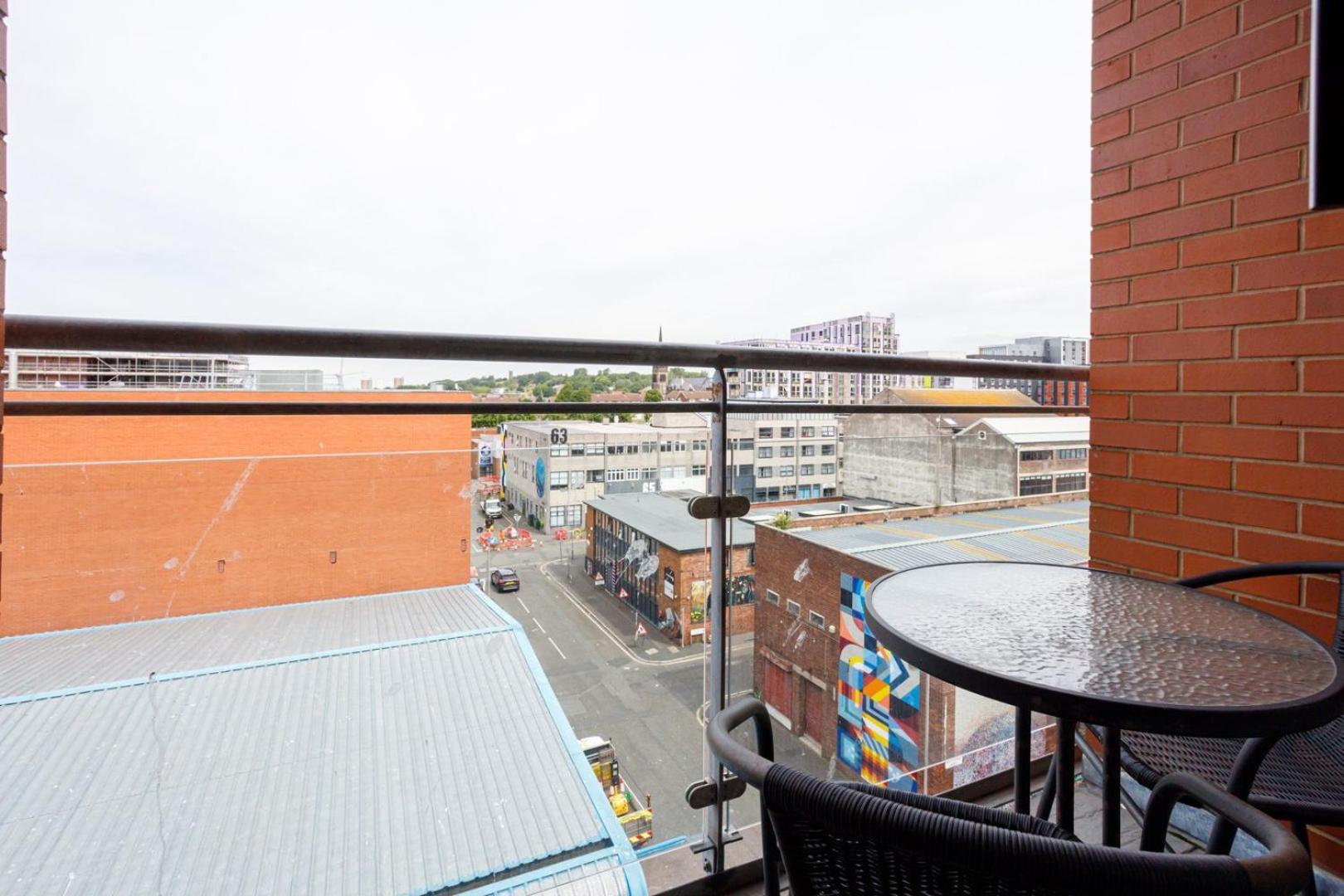 Guestready - Homely Apartment Near City Centre Liverpool Buitenkant foto